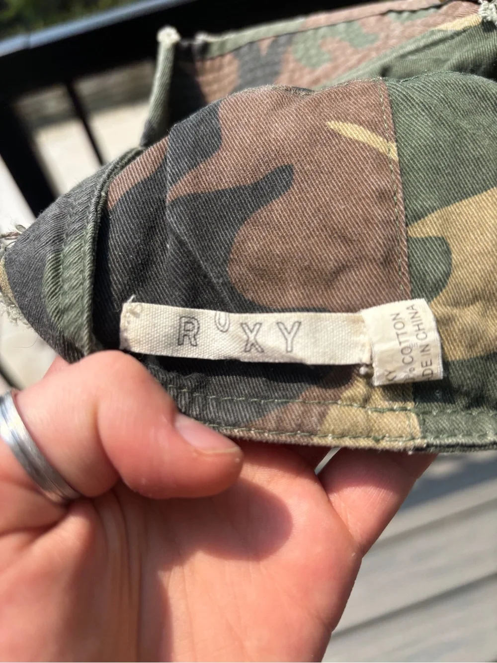 Women’s Roxy Camo Hat with Red Embroidery